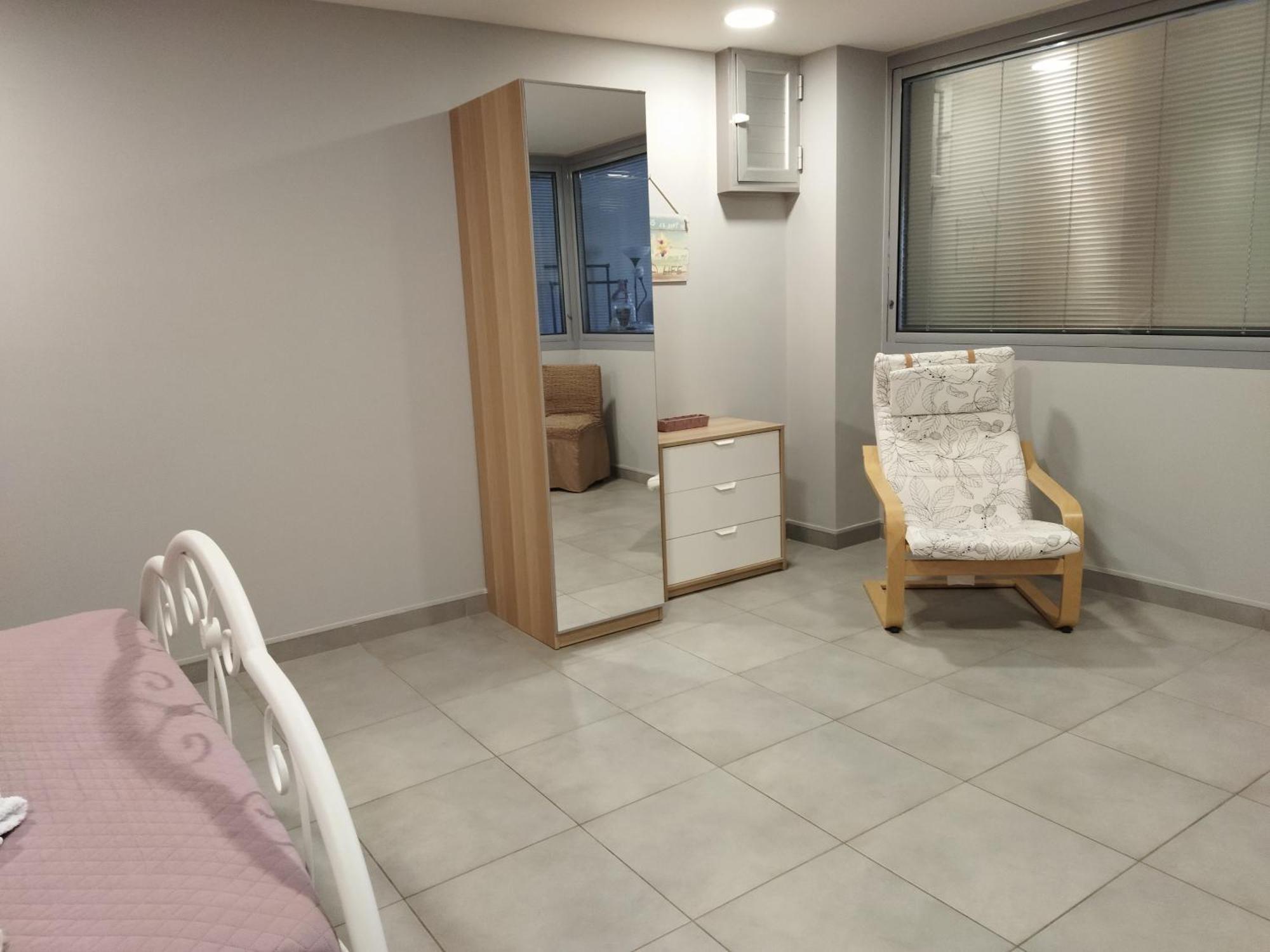Cozy Apartment Near To The Airport Kouvarás Chambre photo